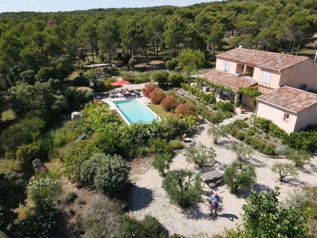 Villa Vaucluse — Saumane de Vaucluse (Gordes), France